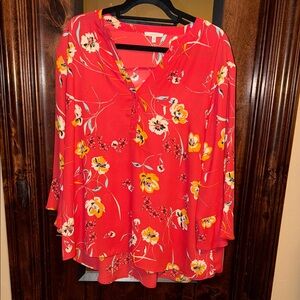 Maurices Red Floral V-Neck Tunic with Flutter Sleeves
